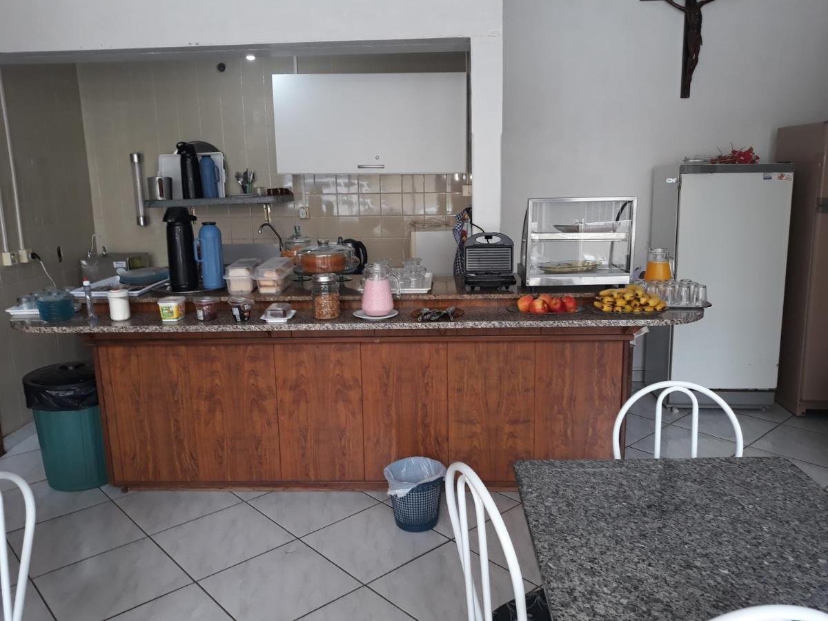 קוריטיבאנוס Hotel Pinotti Ltda מראה חיצוני תמונה