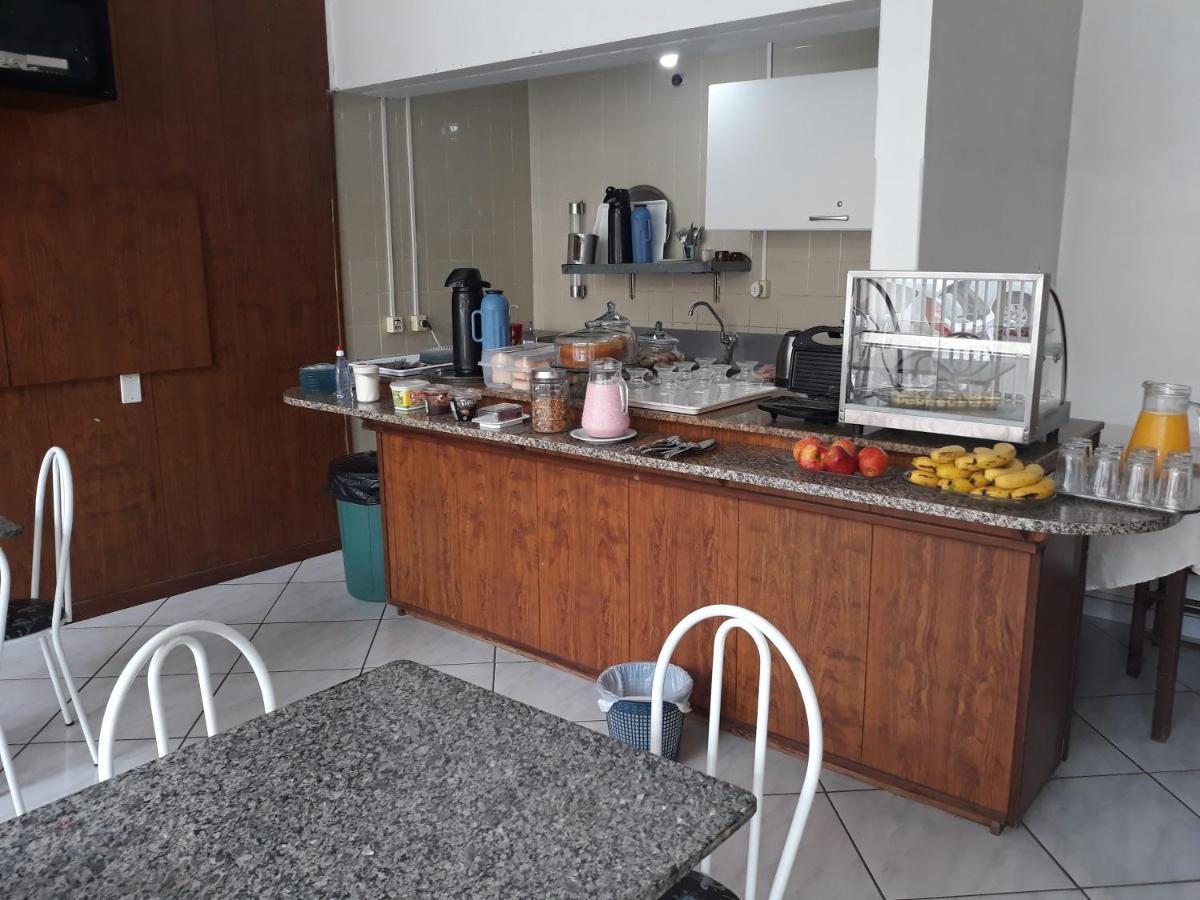 קוריטיבאנוס Hotel Pinotti Ltda מראה חיצוני תמונה