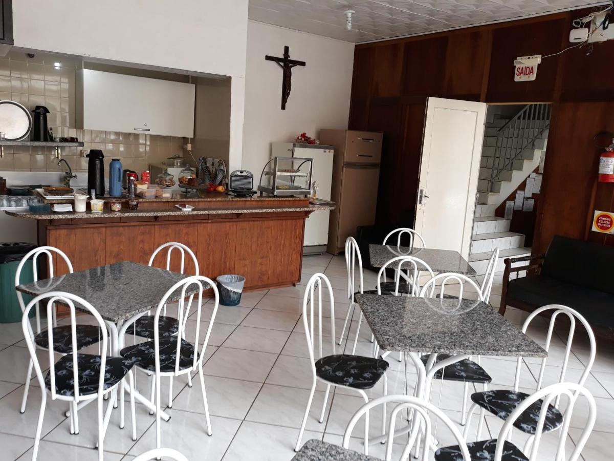 קוריטיבאנוס Hotel Pinotti Ltda מראה חיצוני תמונה